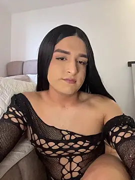 Dania Oconor online show from November 6, 2025, 9:05 pm