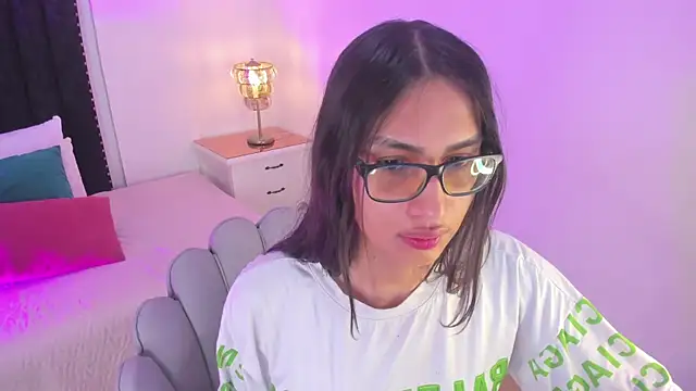 Snapshot of cherrylady_02 chatting on October 22, 2025, 12:38 pm cherrylady 02 online show from October 22, 2025, 12:38 pm