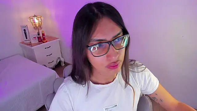 Snapshot of cherrylady_02 chatting on October 23, 2025, 1:10 pm cherrylady 02 online show from October 23, 2025, 1:10 pm