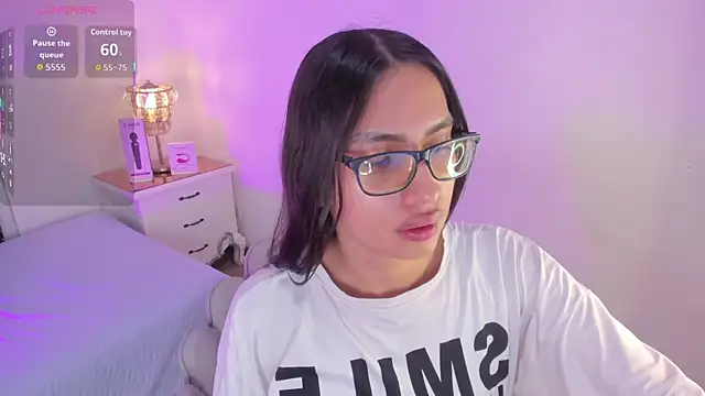 Snapshot of cherrylady_02 chatting on November 2, 2025, 12:07 pm cherrylady 02 online show from November 2, 2025, 12:07 pm