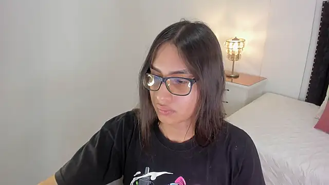 Snapshot of cherrylady_02 chatting on November 16, 2025, 12:22 pm cherrylady 02 online show from November 16, 2025, 12:22 pm