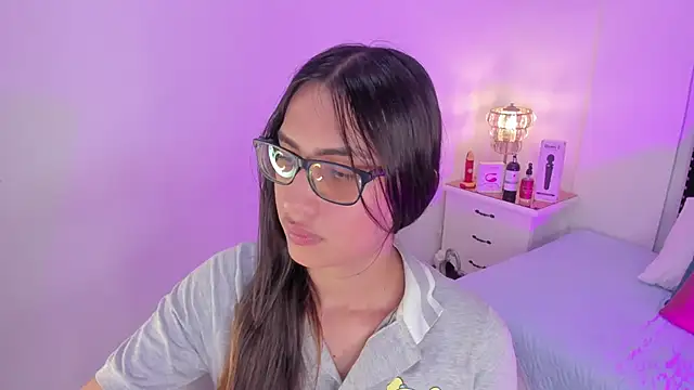 Snapshot of cherrylady_02 chatting on November 22, 2025, 12:59 pm cherrylady 02 online show from November 22, 2025, 12:59 pm