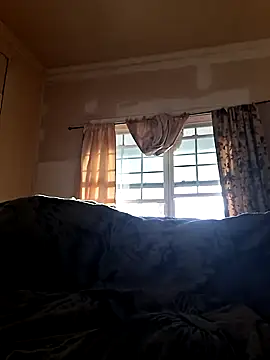 ThrowedWorldWide online show from November 19, 2025, 9:48 pm