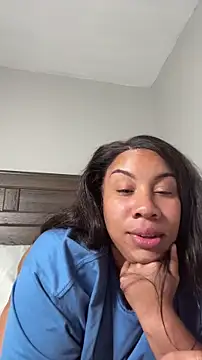 NeliaHexxen online show from October 3, 2025, 4:04 pm