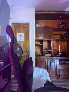 Anahi Malkova online show from October 1, 2025, 4:51 am