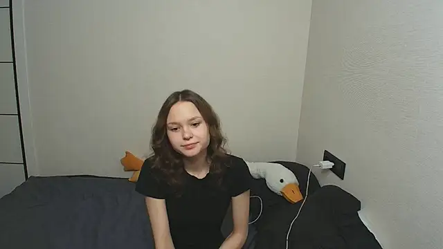 Snapshot of CandyPiggy chatting on October 16, 2025, 8:54 pm CandyPiggy online show from October 16, 2025, 8:54 pm