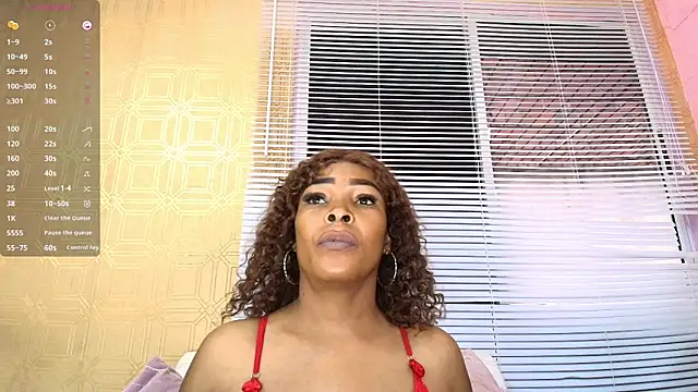 Layla lell online show from June 3, 2026, 1:03 pm