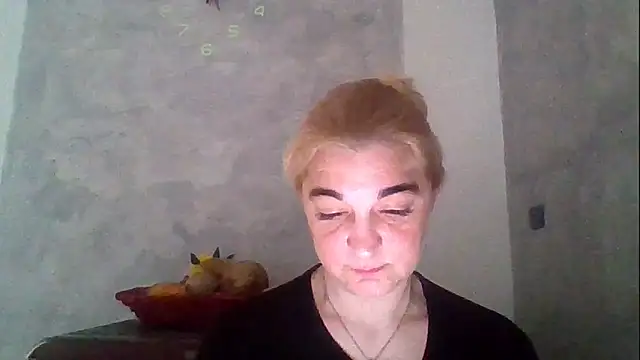 GoldenAngelMilf online show from April 19, 2026, 4:28 pm