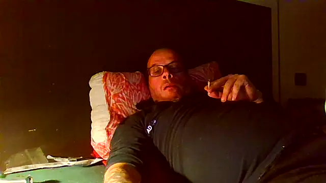 Snapshot of ilmilanese76 chatting on October 25, 2025, 12:40 am ilmilanese76 online show from October 25, 2025, 12:40 am