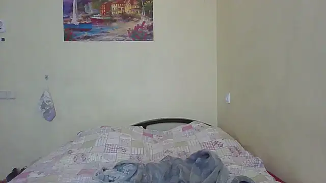 QueenMomyS online show from March 9, 2026, 9:08 pm