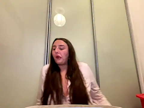 Snapshot of Playfulvixen25 chatting on October 6, 2025, 12:08 am Playfulvixen25 online show from October 6, 2025, 12:08 am