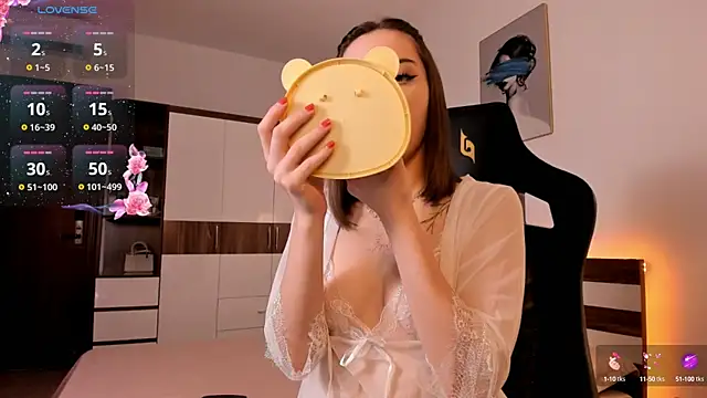 Snapshot of AmyVilvet_ chatting on September 28, 2025, 8:14 pm AmyVilvet online show from September 28, 2025, 8:14 pm