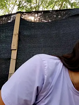 Snapshot of young_dairy01 chatting on October 30, 2025, 1:23 pm young dairy01 online show from October 30, 2025, 1:23 pm