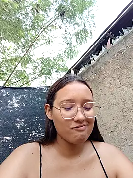 Snapshot of young_dairy01 chatting on November 13, 2025, 12:15 pm young dairy01 online show from November 13, 2025, 12:15 pm