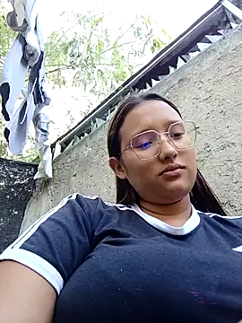 Snapshot of young_dairy01 chatting on November 27, 2025, 11:23 am young dairy01 online show from November 27, 2025, 11:23 am