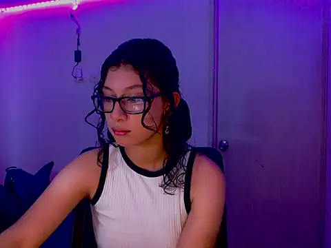 Ivonnybonn online show from January 6, 2026, 8:12 pm