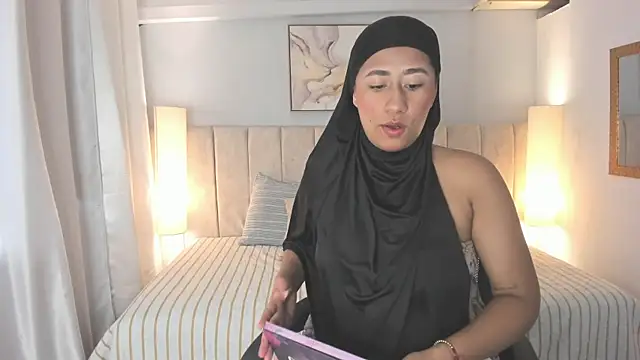 Snapshot of Ridwana_Haddad chatting on October 21, 2025, 12:17 pm Ridwana Haddad online show from October 21, 2025, 12:17 pm