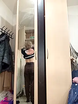 Conny Shellie online show from March 23, 2026, 6:23 pm