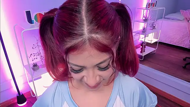 KathiaSaenz  online show from November 26, 2025, 5:19 am