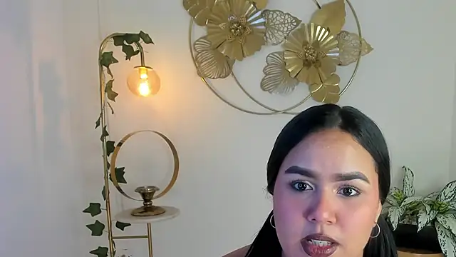 Jade gonzalez online show from October 8, 2025, 3:48 am