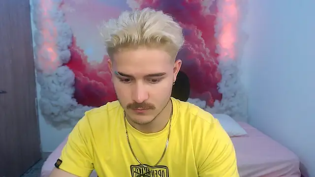 AlexPiersss online show from October 20, 2025, 7:14 pm