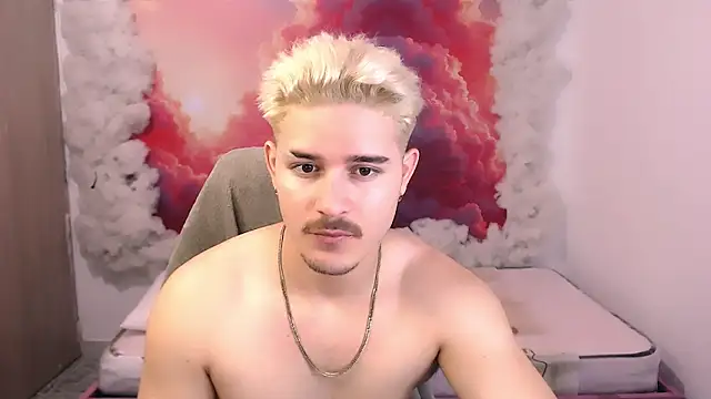 AlexPiersss online show from October 22, 2025, 7:13 pm