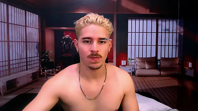 AlexPiersss online show from October 23, 2025, 7:01 pm