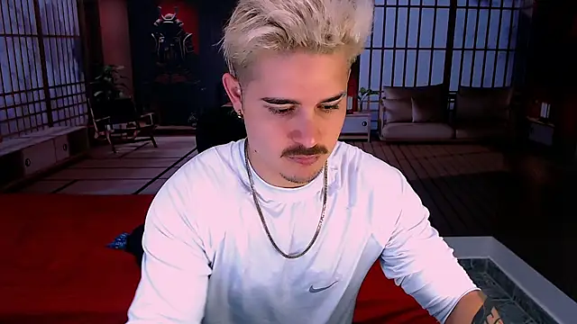 AlexPiersss online show from October 24, 2025, 7:10 pm