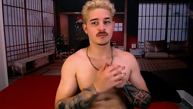 AlexPiersss online show from October 25, 2025, 7:08 pm