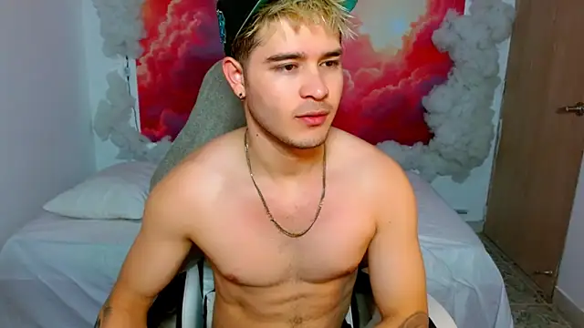 AlexPiersss online show from November 27, 2025, 7:05 pm