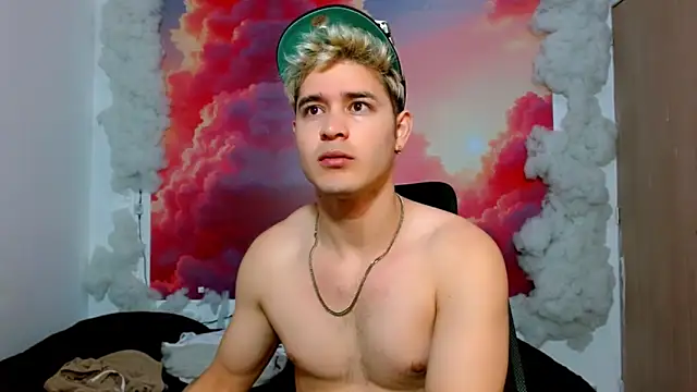 AlexPiersss online show from December 2, 2025, 7:09 pm