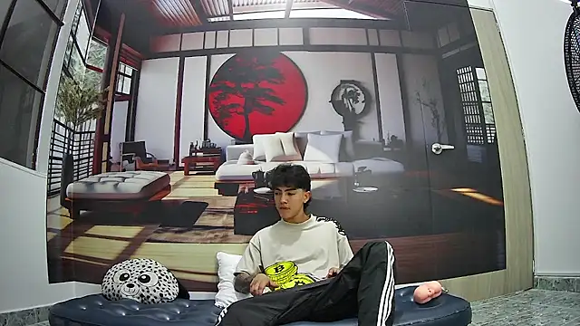 Snapshot of RomeoMillerr chatting on September 30, 2025, 7:41 pm RomeoMillerr online show from September 30, 2025, 7:41 pm