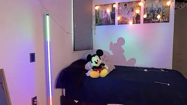 zamir333 online show from February 22, 2026, 11:03 pm