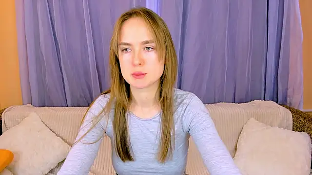 LilMary  online show from March 17, 2026, 7:33 am