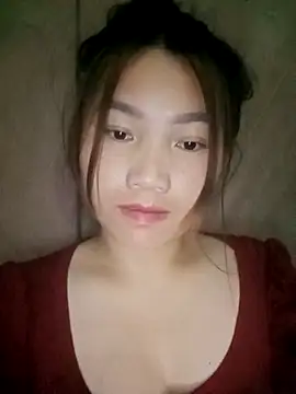 min-xinh online show from October 10, 2025, 9:58 pm