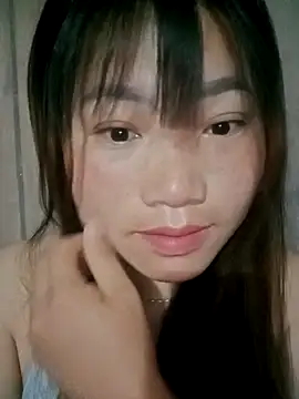 min-xinh online show from April 8, 2026, 10:54 pm