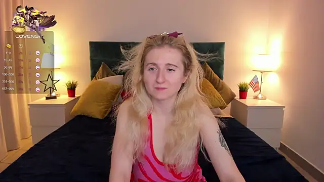 CamillaDreamer online show from September 28, 2025, 1:44 am