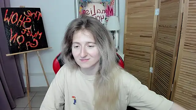 Snapshot of CamillaDreamer chatting on July 8, 2026, 11:09 pm CamillaDreamer online show from July 8, 2026, 11:09 pm