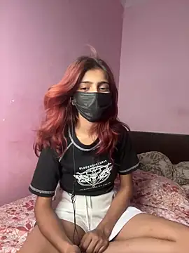 Aditi007 online show from May 31, 2026, 7:48 pm