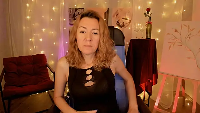 DonnaSmitth online show from December 3, 2025, 12:25 pm