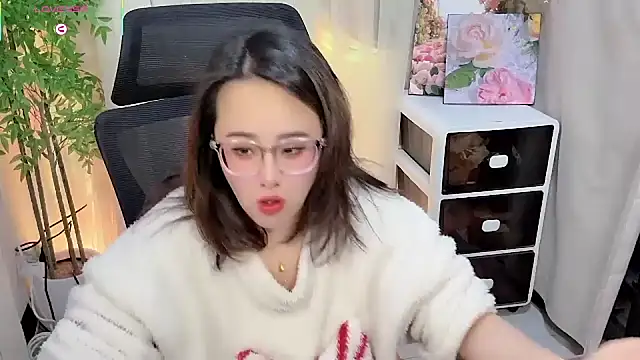 NEWONETO online show from February 16, 2026, 7:43 pm