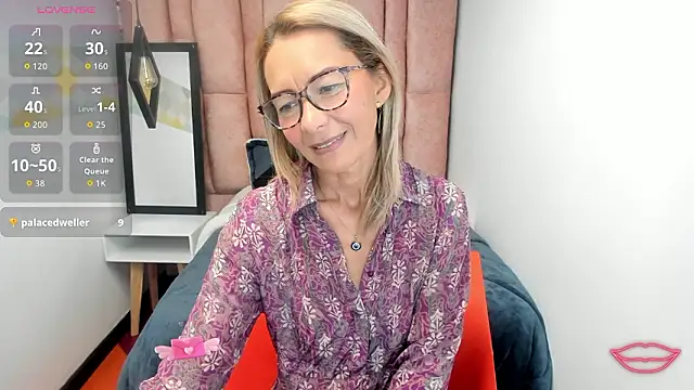 Snapshot of Issa_Milf__ chatting on February 5, 2026, 12:54 pm Issa Milf online show from February 5, 2026, 12:54 pm