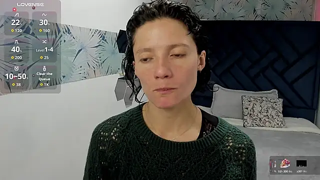 Snapshot of Valery_More__ chatting on December 3, 2025, 12:25 pm Valery More online show from December 3, 2025, 12:25 pm