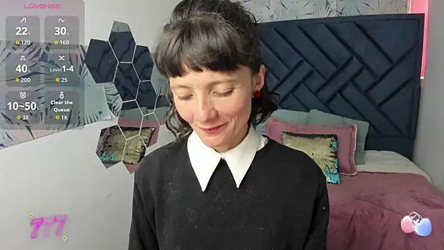 Valery More   online show from March 23, 2026, 1:15 pm