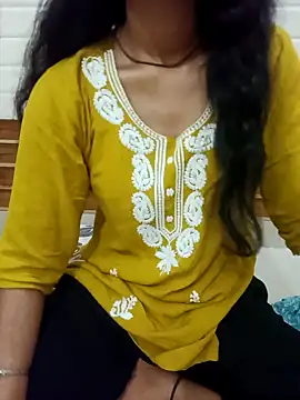 Meenu rani6 online show from October 19, 2025, 4:24 am