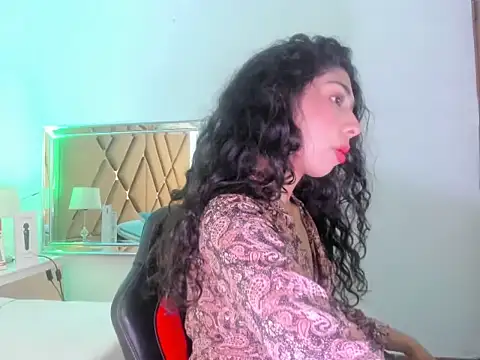 EmmaTeen18 online show from October 9, 2025, 1:09 pm