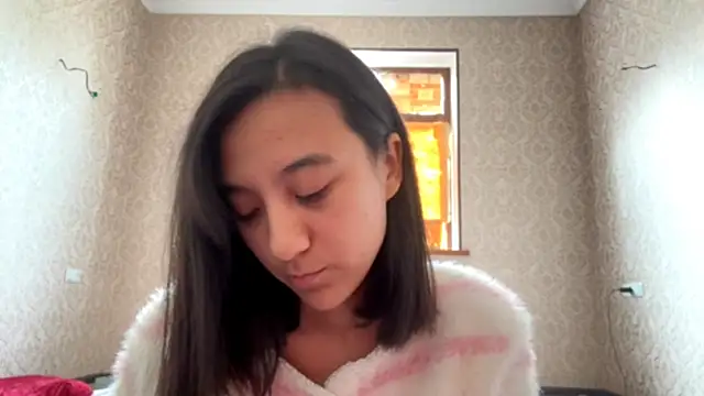 Snapshot of AdrienLanson chatting on October 26, 2025, 6:08 am AdrienLanson online show from October 26, 2025, 6:08 am