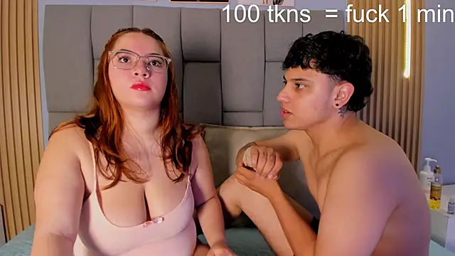 Kandyfrees  online show from October 21, 2025, 11:33 am