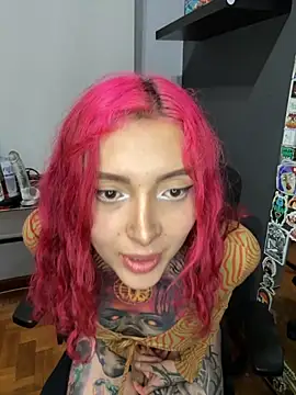 SelenaRouge1 online show from November 6, 2025, 3:40 am