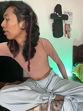 MadamLeRouge online show from February 10, 2026, 1:10 am